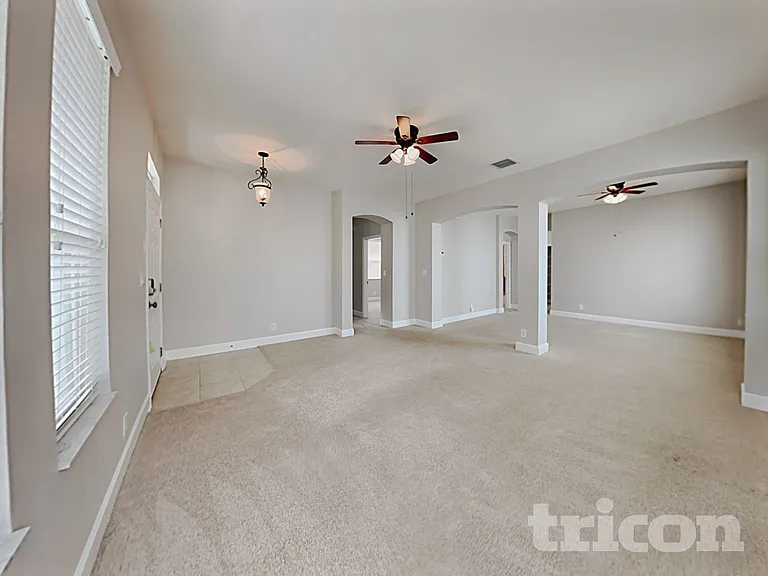 614 Ravenshill Way — Photo 2