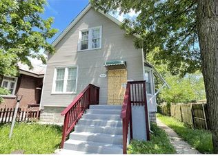 9235 S Chappel Ave, Chicago, IL 60617