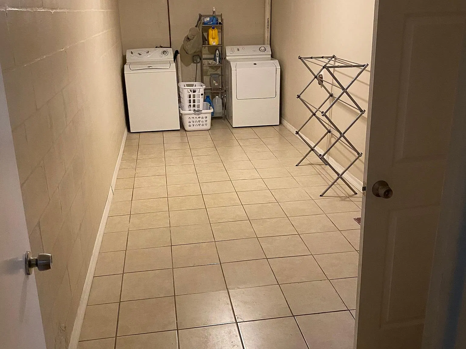 3 bed, $2,150 — Photo 1