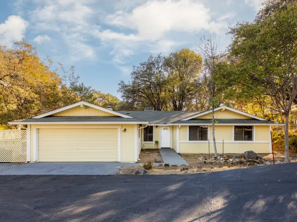 17705 Silver Pine Dr, Penn Valley, CA 95946