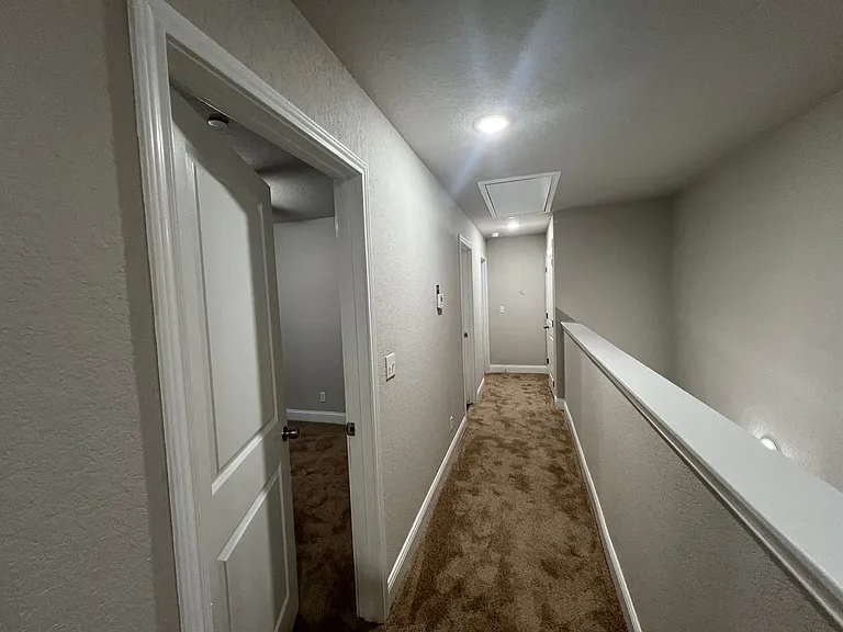 7417 Savannah Brks — Photo 16