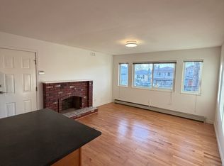 6818 Culloden St, Vancouver, BC V5X 4J4