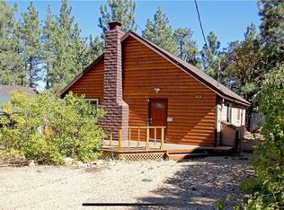 855 San Bernardino Ave, Sugarloaf, CA 92386