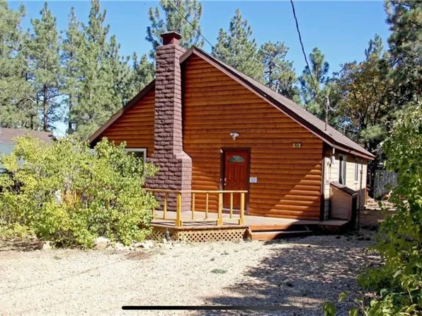 855 San Bernardino Ave, Sugarloaf, CA 92386