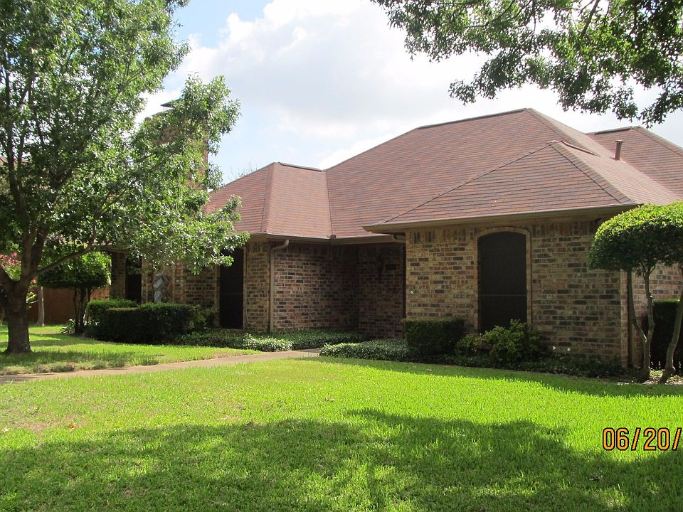 1st image of 221 Wildwood Dr