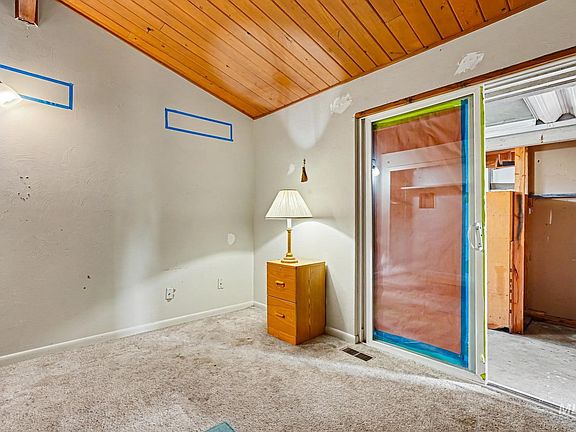 4th image of 4747 W Albion St APT A