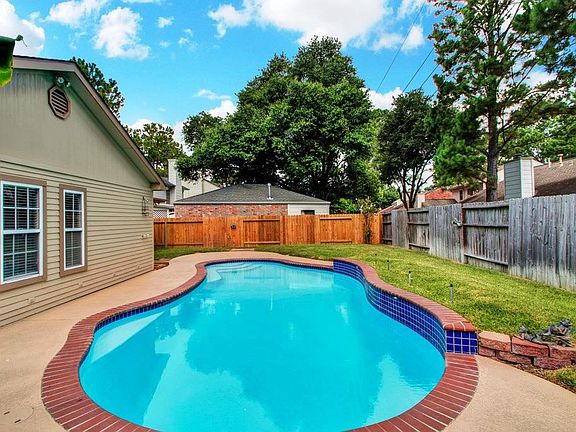 2nd image of 8618 Hot Springs Dr