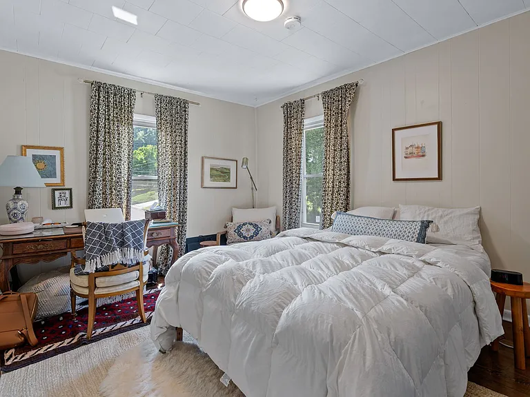 116 Linderman Ave #2B — Photo 4