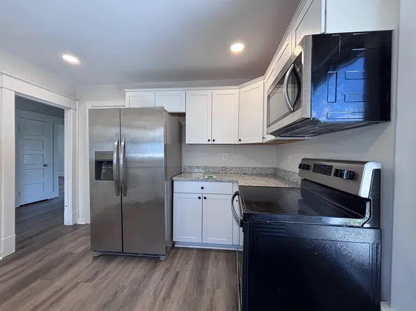 1307 Holly Ave #B, Chesapeake, VA 23324