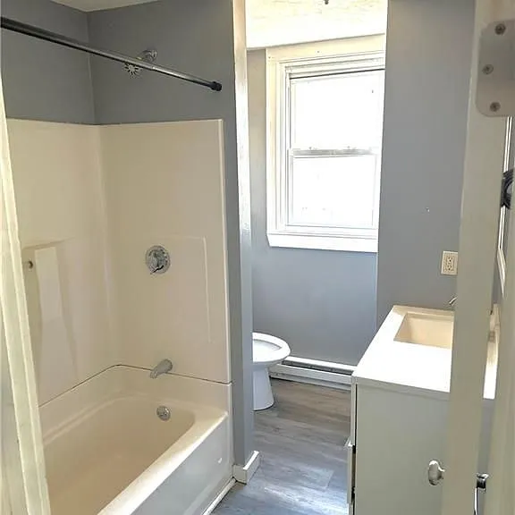 109 Earl St #A — Photo 12