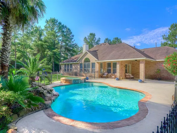 11373 Grand Harbor Blvd, Montgomery, TX 77356