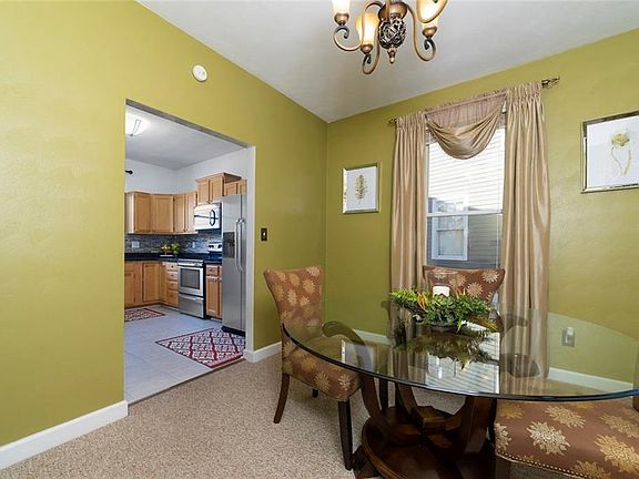 5th image of 9012 Crabapple St