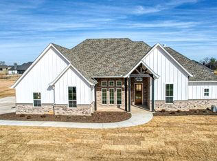 366 Wayward Spur, Springtown, TX 76082