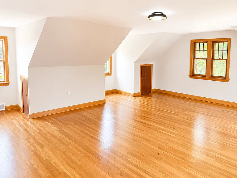 472 Kiwanis Ave — Photo 9