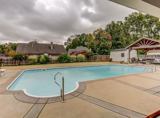 6092 Masters Woods Cv, Arlington, TN 38002