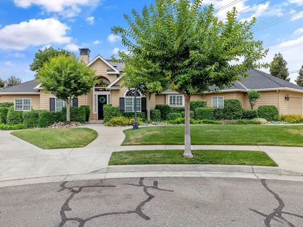 2015 S El Cajon Court, Visalia, CA 93277