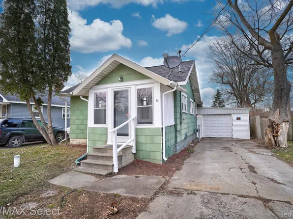 3154 Augusta St, Flint, MI 48532