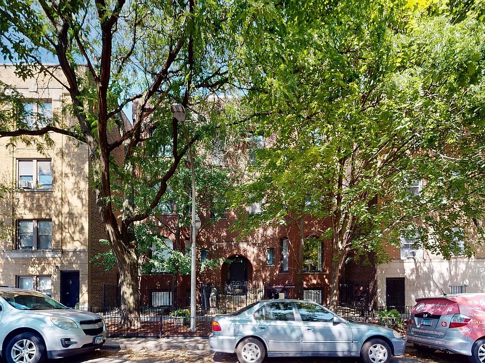 1st image of 728 W Barry Ave #1E