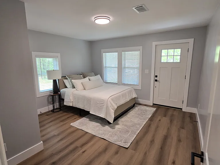 Cedar Dr — Photo 9