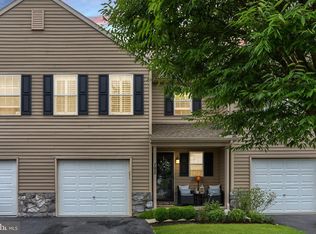 195 N Village Cir #U-0108, Palmyra, PA 17078