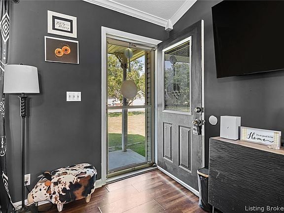 4th image of 335 Linden Drive