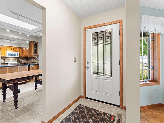 3rd image of 12354 Magnolia Cir NW