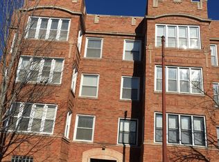 2120 E 73rd St #3E, Chicago, IL 60649