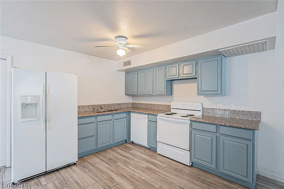 1 bed, 1.0 bath, 3844 sqft, $1,250 — Photo 4