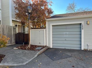 1458 Townview Ave, Santa Rosa, CA 95405