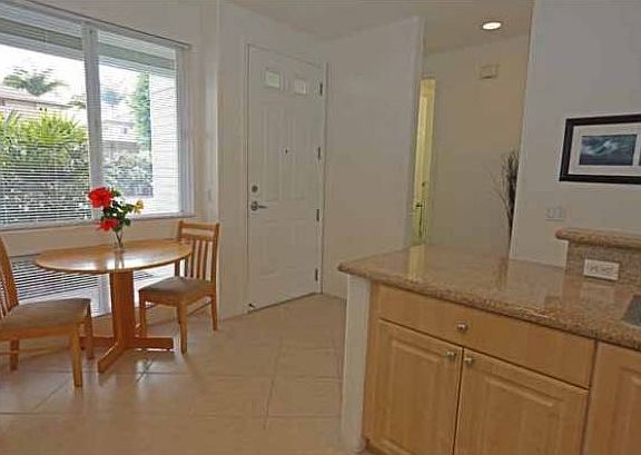 3rd image of 75-6009 Alii Dr APT C3