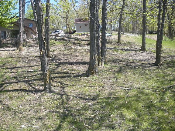 3rd image of 13105 Linden Ln