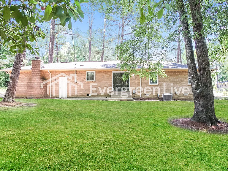 4725 Bonnie Forest Blvd — Photo 14