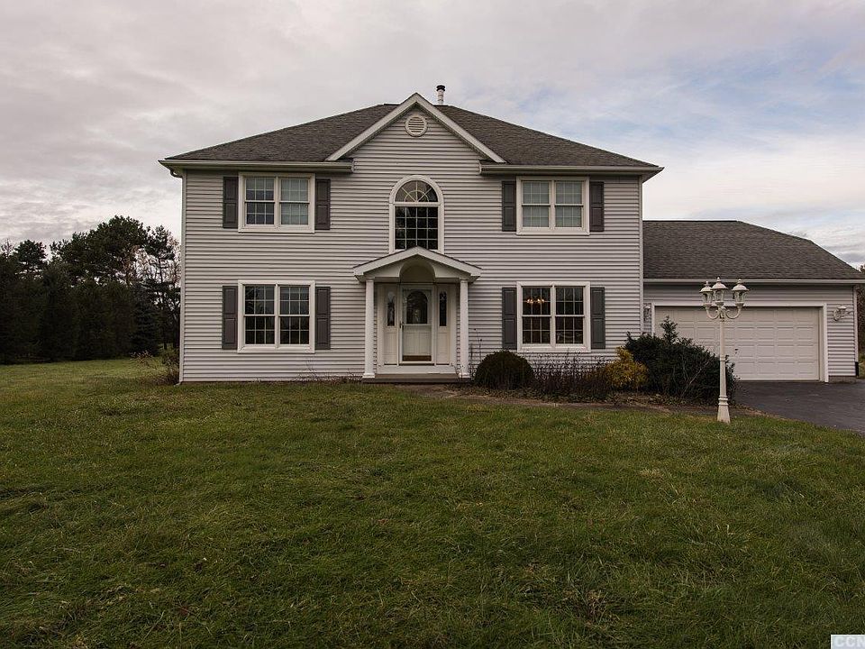 1st image of 112 Blossom Ln