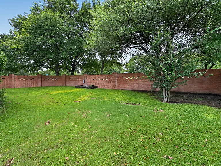 4308 Park Vista Trl — Photo 30