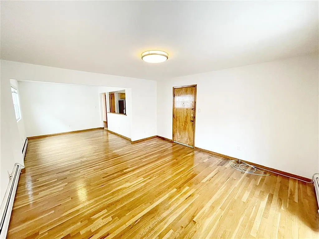 Building Photo - 485 Manila Ave #2