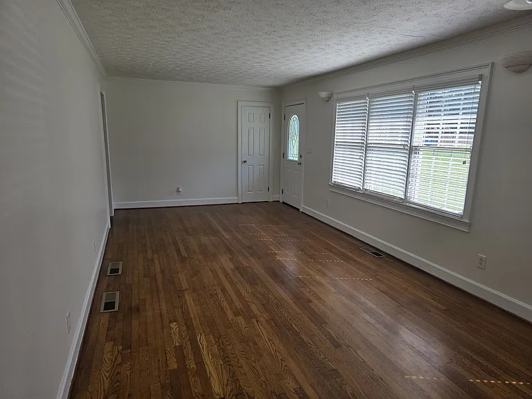 1579 Rockbridge Rd — Photo 3