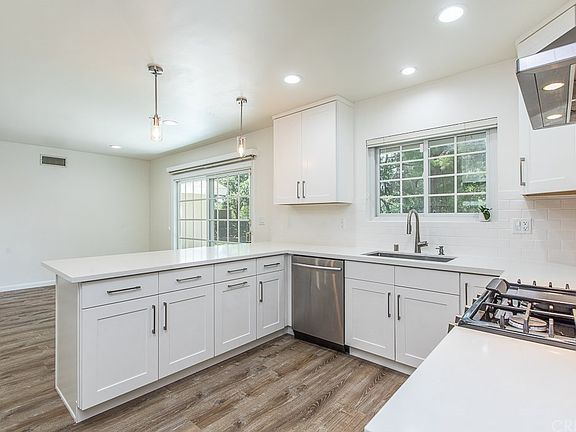 4th image of 3646 Los Amigos St