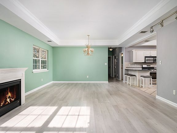 4th image of 1503 Aerie Way