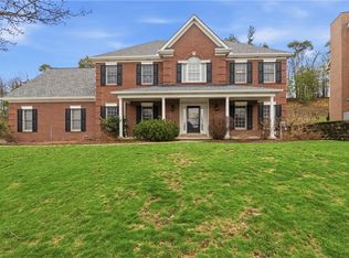 345 Ivy Dr, Gibsonia, PA 15044