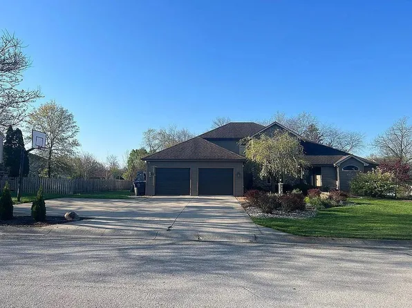 1118 Skyline Pass, Fort Wayne, IN 46825