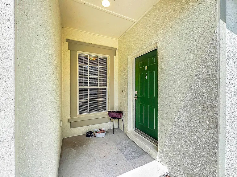 4214 Pacifica Dr — Photo 2
