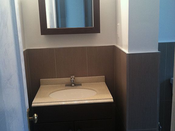 5th image of 35 Linden Blvd APT F3