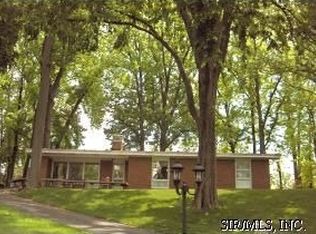 6 Pine Lake Dr, Collinsville, IL 62234