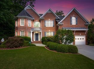 585 Trowbrook Rd, Sandy Springs, GA 30350