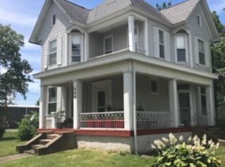 400 Stewart St, Carmi, IL 62821