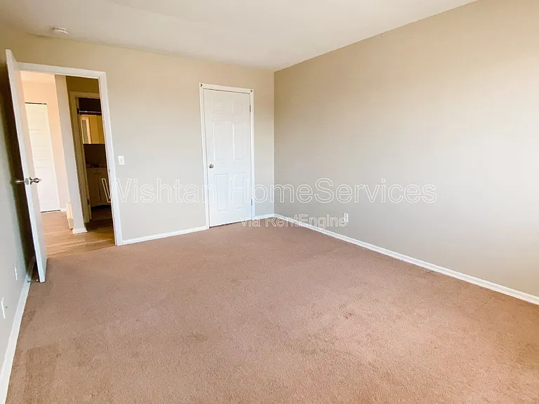 203 Charleston Blvd #5 — Photo 7