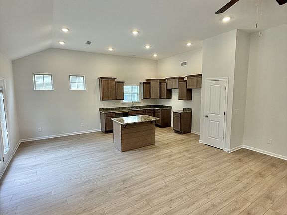 4th image of 73 Country Cir Lot 73