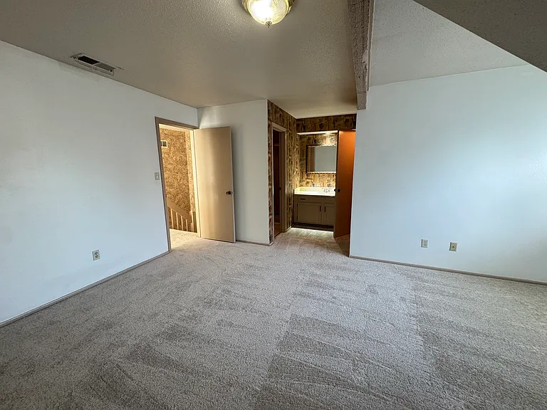8120 Monrovia St — Photo 10