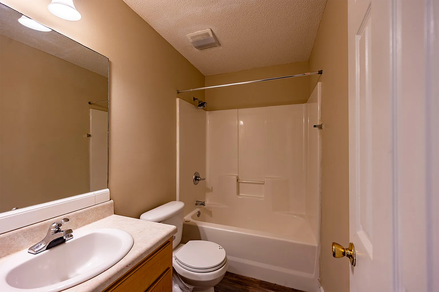 3 bed, 1152 sqft, $1,025 — Photo 4