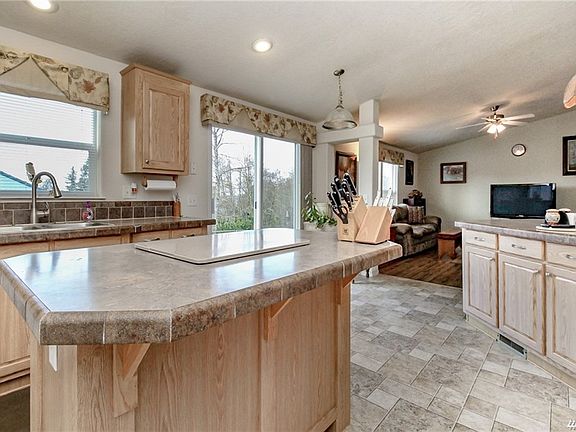 4th image of 18309 174th St E